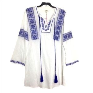 Umgee white and blue summer tunic dress/coverup